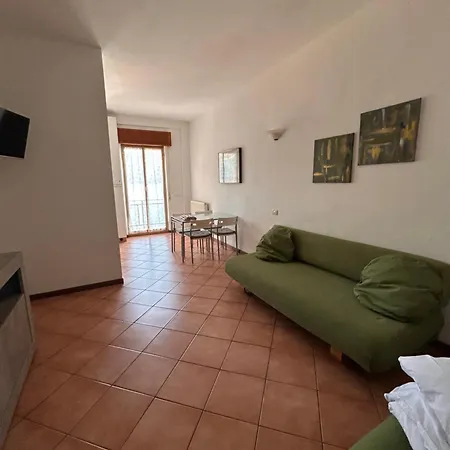 Casa Miralago * מנאג'יו